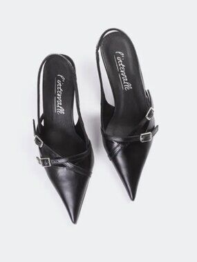 L’intervalle leather kitten heels